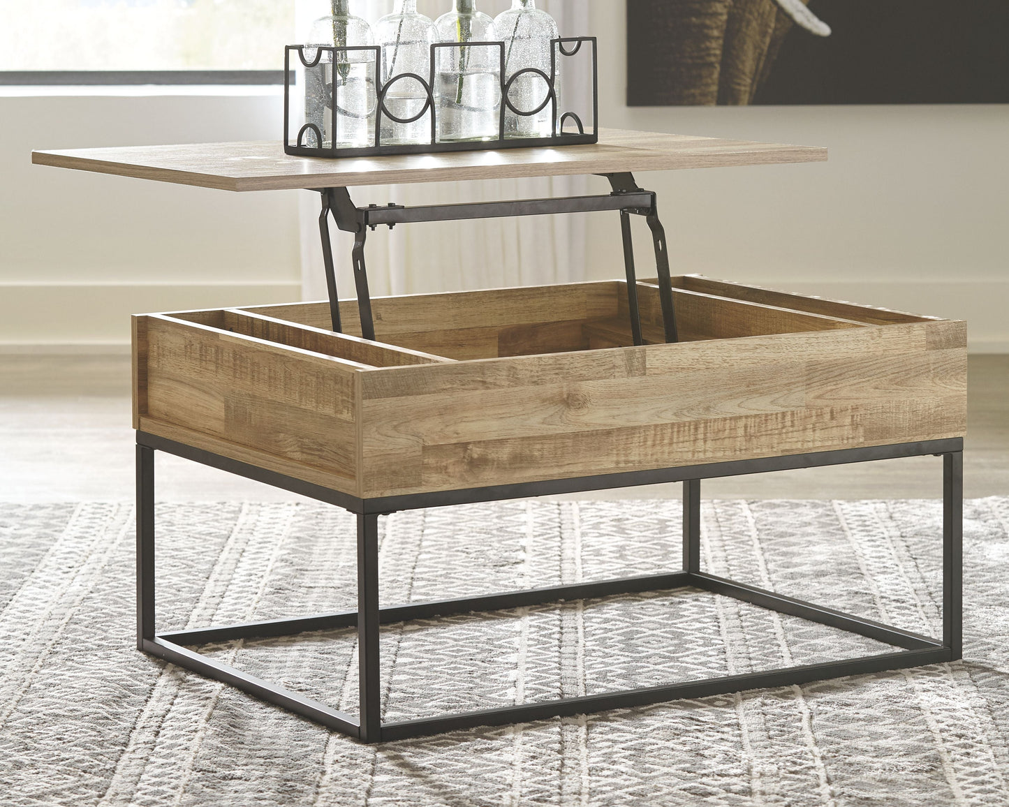 Gerdanet Natural - Lift Top Cocktail Table