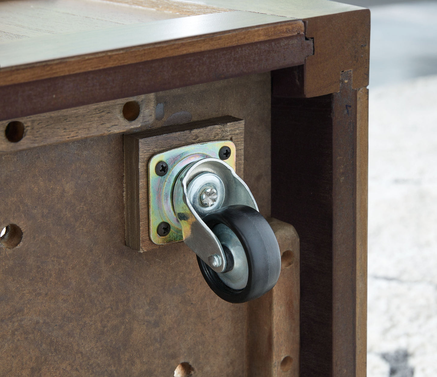 Boardernest Brown - Cocktail Table With 4 Stools (Set of 5)