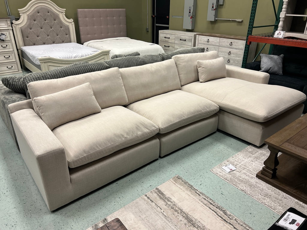 Elyza Linen Sectional