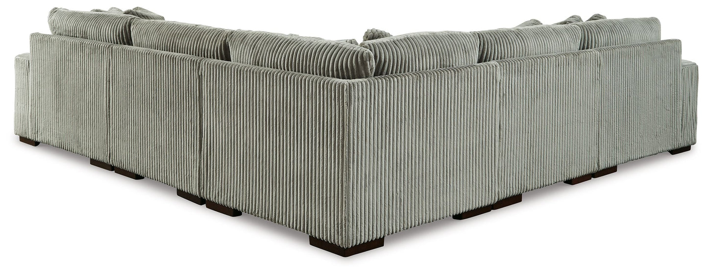 Lindyn Sectional