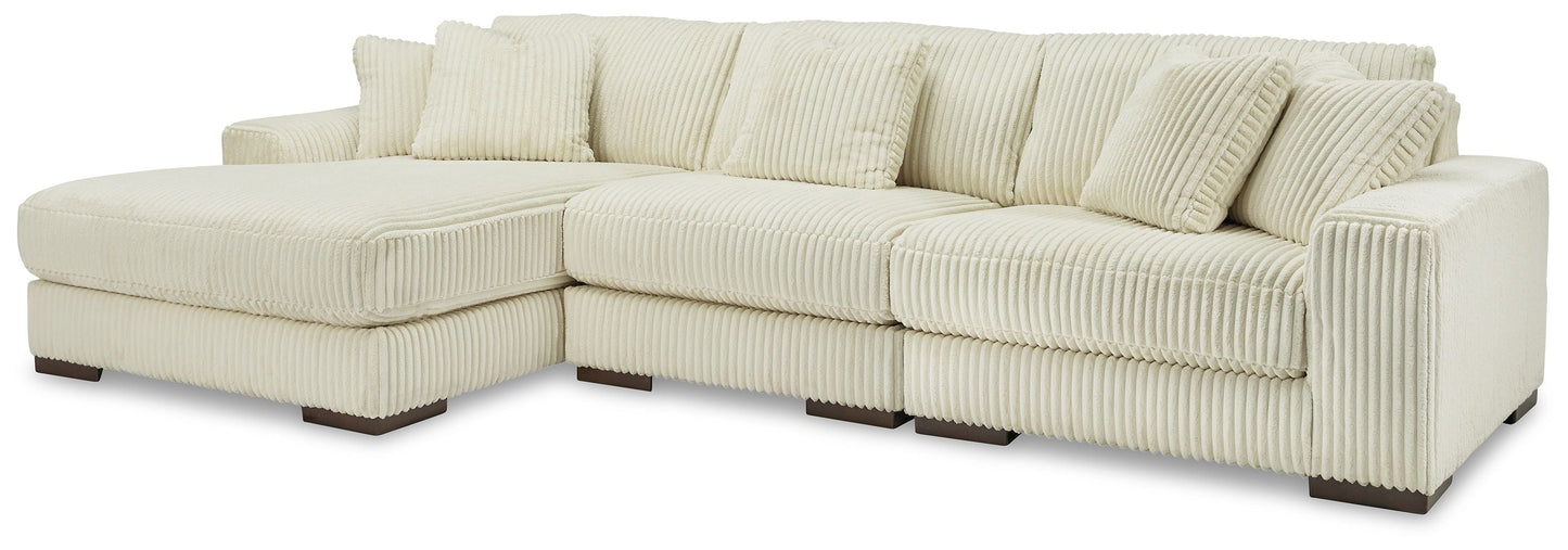 Lindyn Sectional