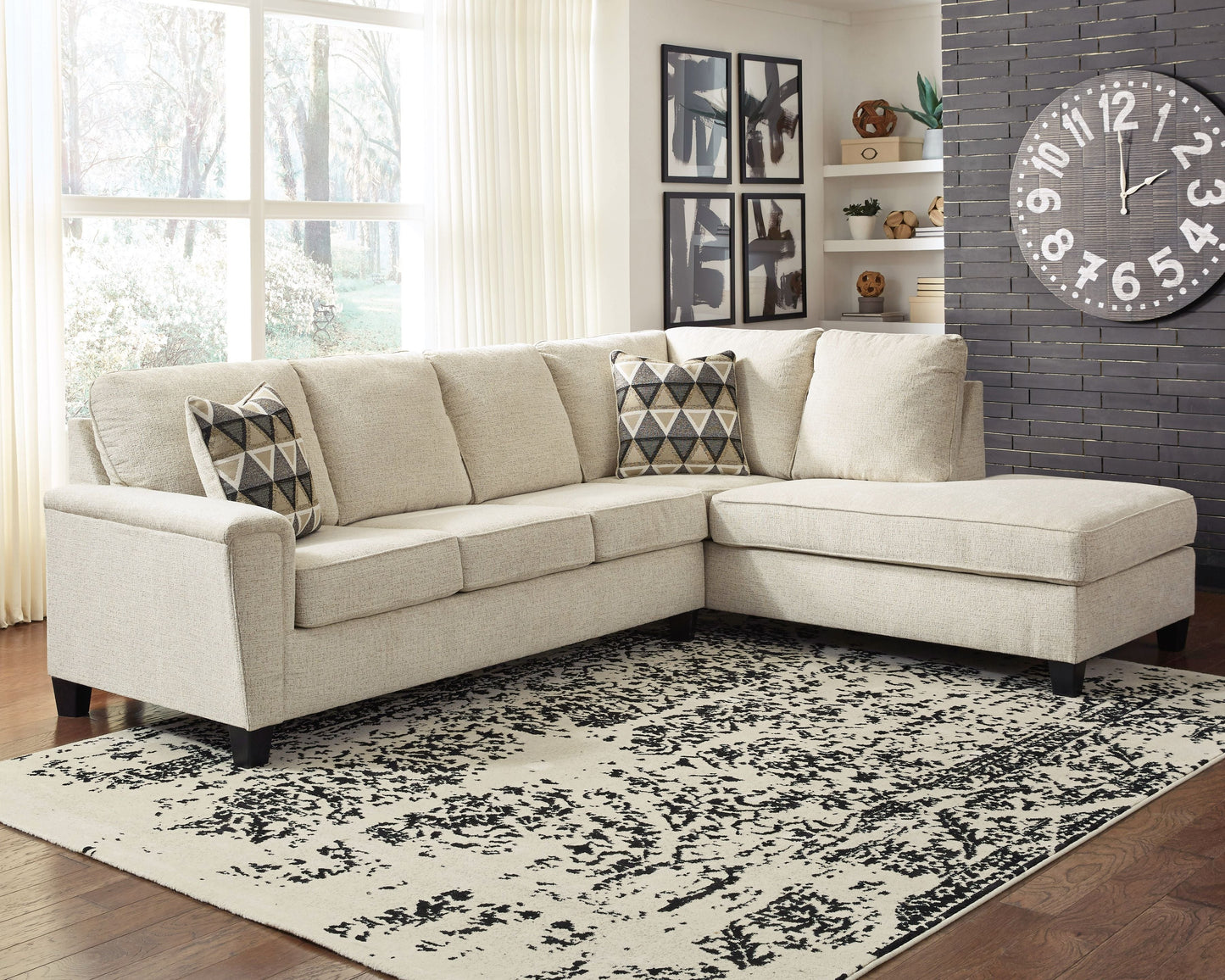 Abinger Sleeper Sectional w/ Chaise